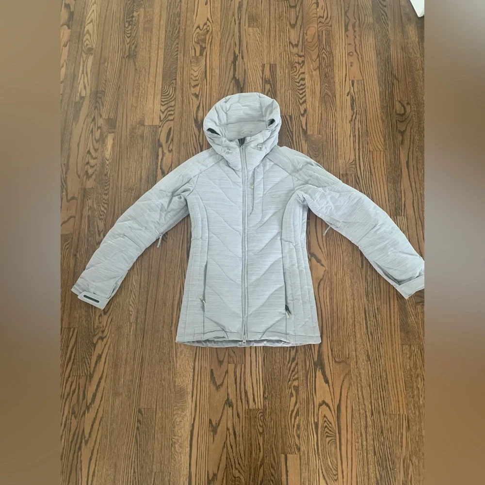 New Vintage Oakley Ski Jacket! Only worn maybe 3 times. - Picture 1 of 14